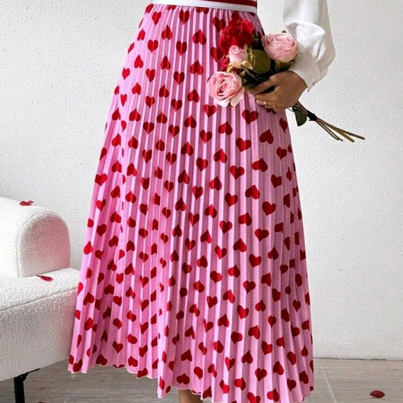 Women's Heart Printed Pleated Skirt Maxi Women Outfit